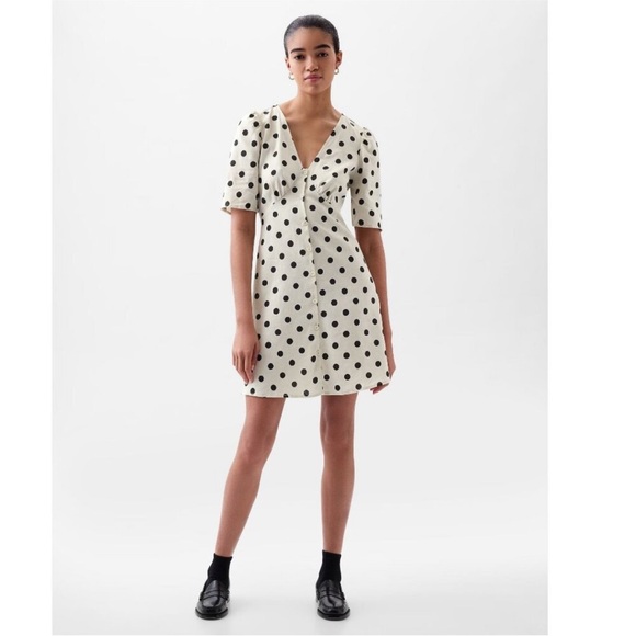 Brand new Gap Polkadot dress - Picture 1 of 5